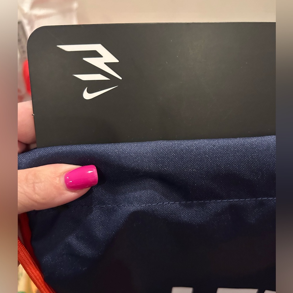 Nike Drawstring bag - Picture 4 of 6